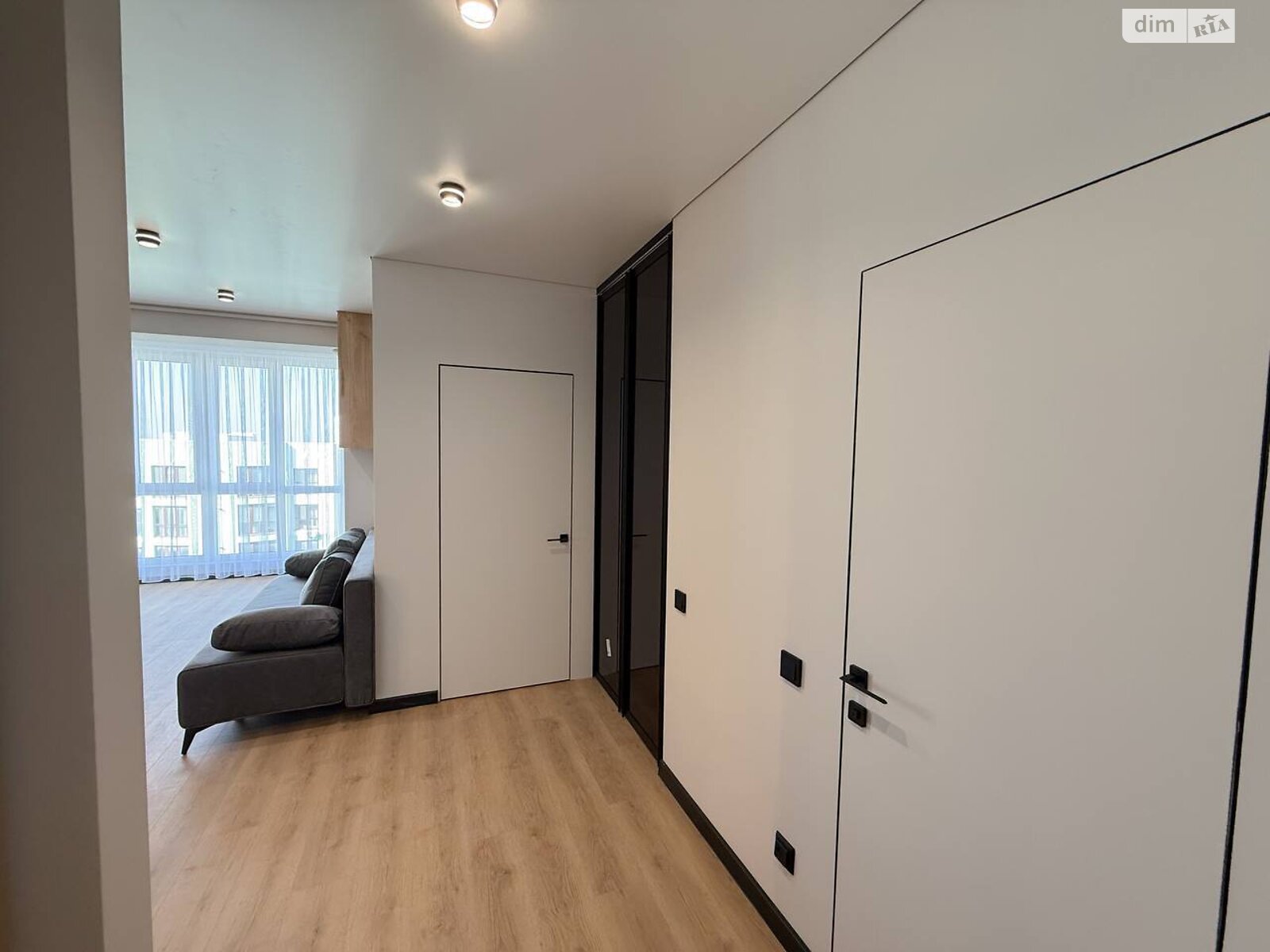 Продаж однокімнатної квартири в Рівному, на вул. Студентська 24А, район Південний фото 1