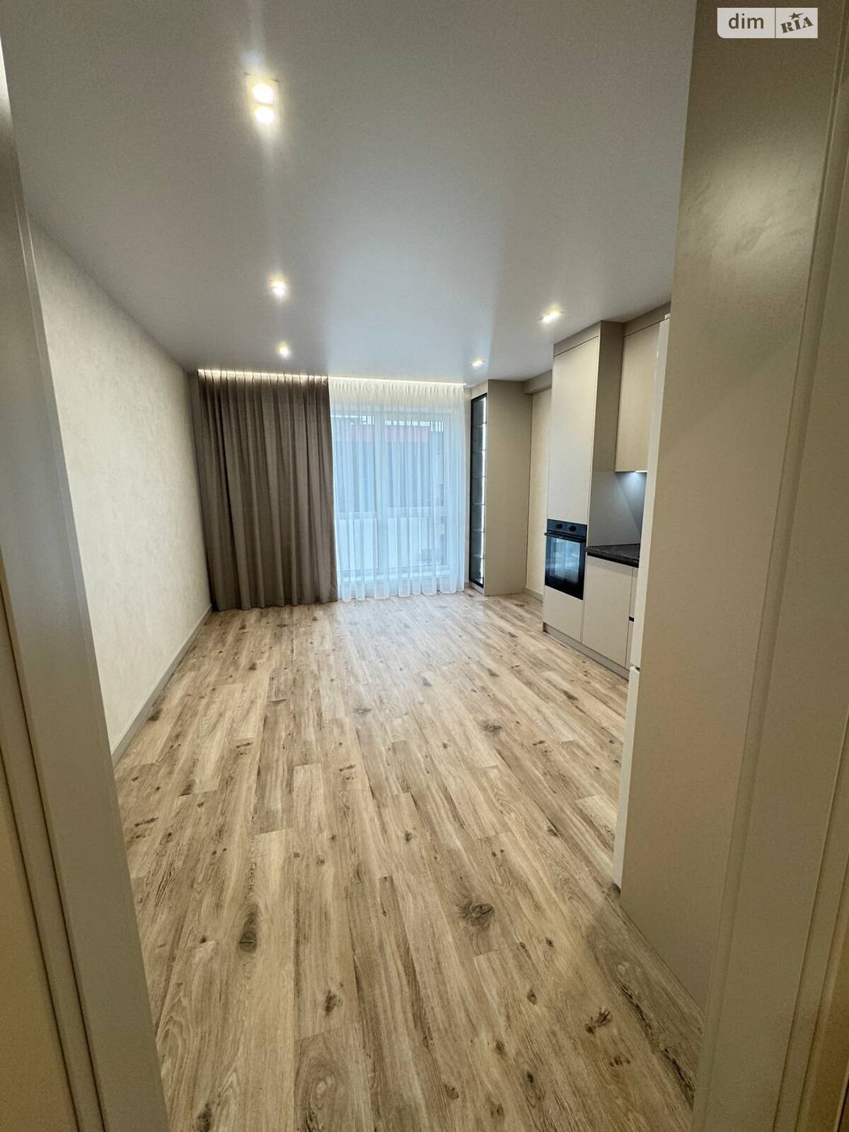 Продажа однокомнатной квартиры в Ровно, на ул. Студенческая 24, район Южный фото 1