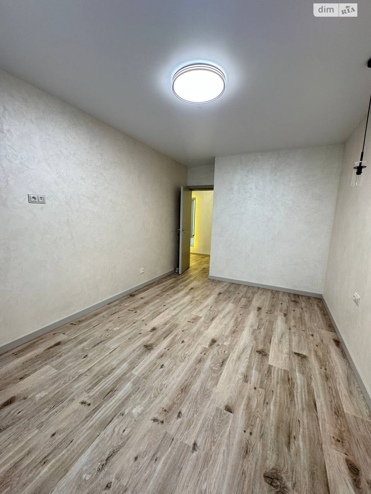 Продажа однокомнатной квартиры в Ровно, на ул. Студенческая 24, район Южный фото 1