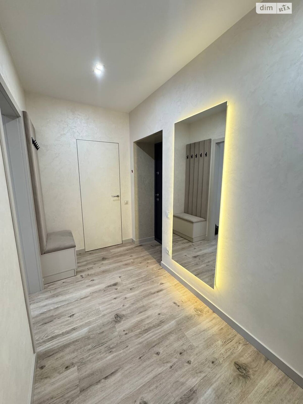 Продажа однокомнатной квартиры в Ровно, на ул. Студенческая 24, район Южный фото 1