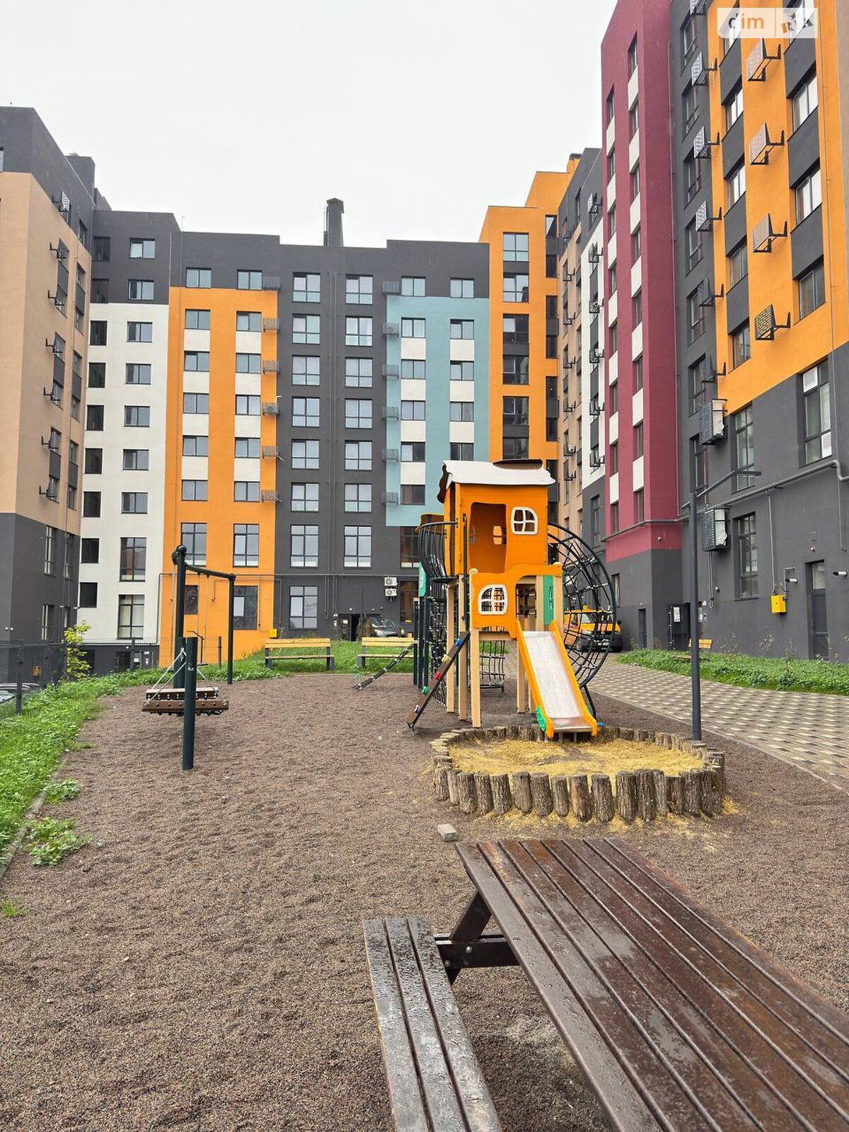 Продажа однокомнатной квартиры в Ровно, на ул. Студенческая 24, район Южный фото 1