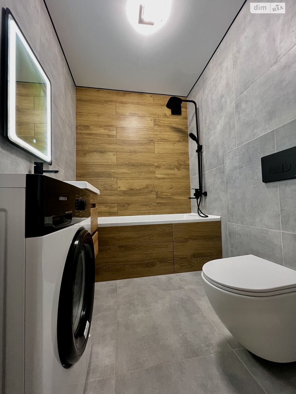 Продаж однокімнатної квартири в Рівному, на вул. Студентська 24, район Південний фото 1 Продаж однокімнатної квартири в Рівному, на вул. Студентська 24, район Південний фото 1