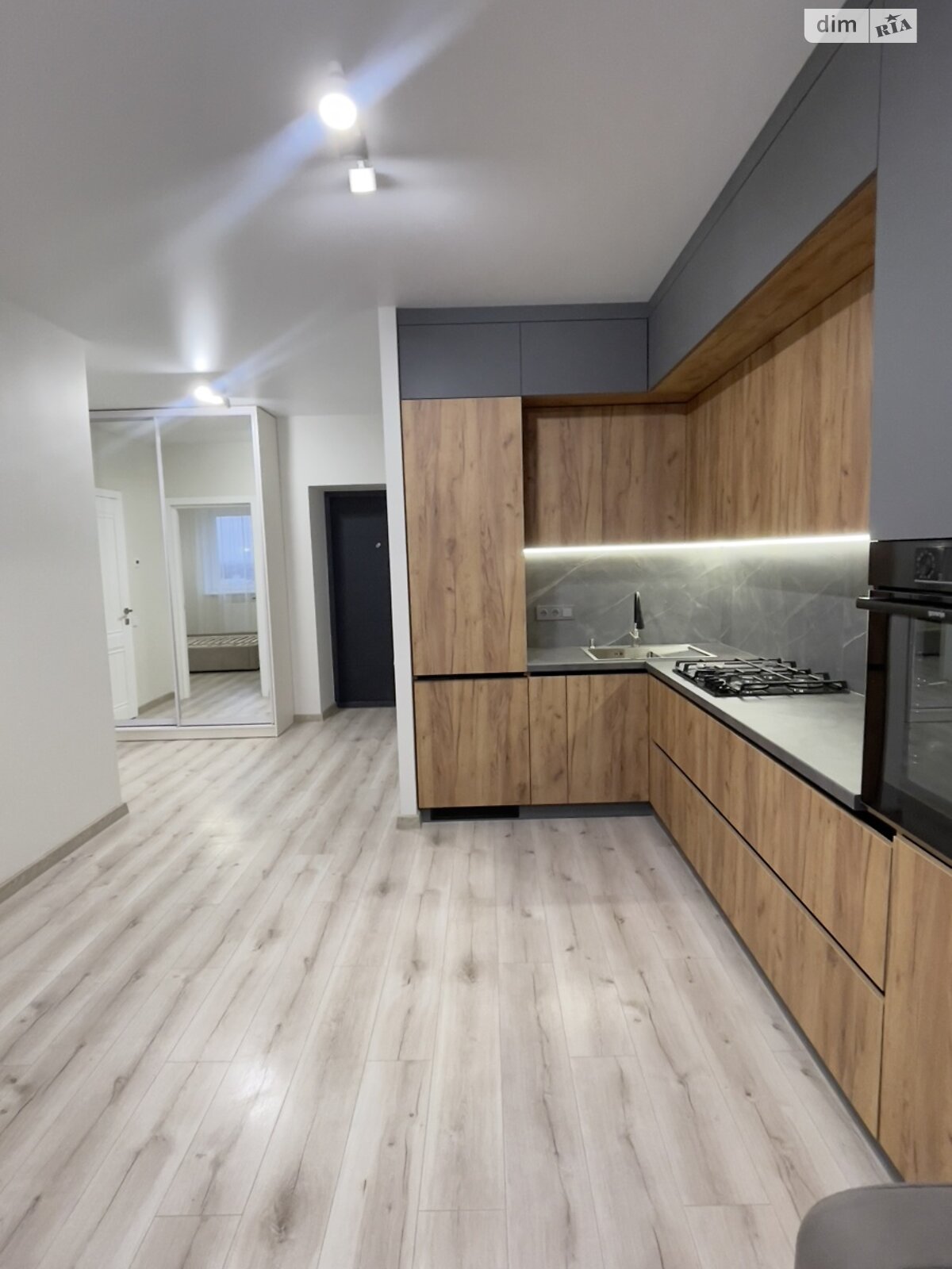 Продажа однокомнатной квартиры в Ровно, на ул. Студенческая 24, район Южный фото 1