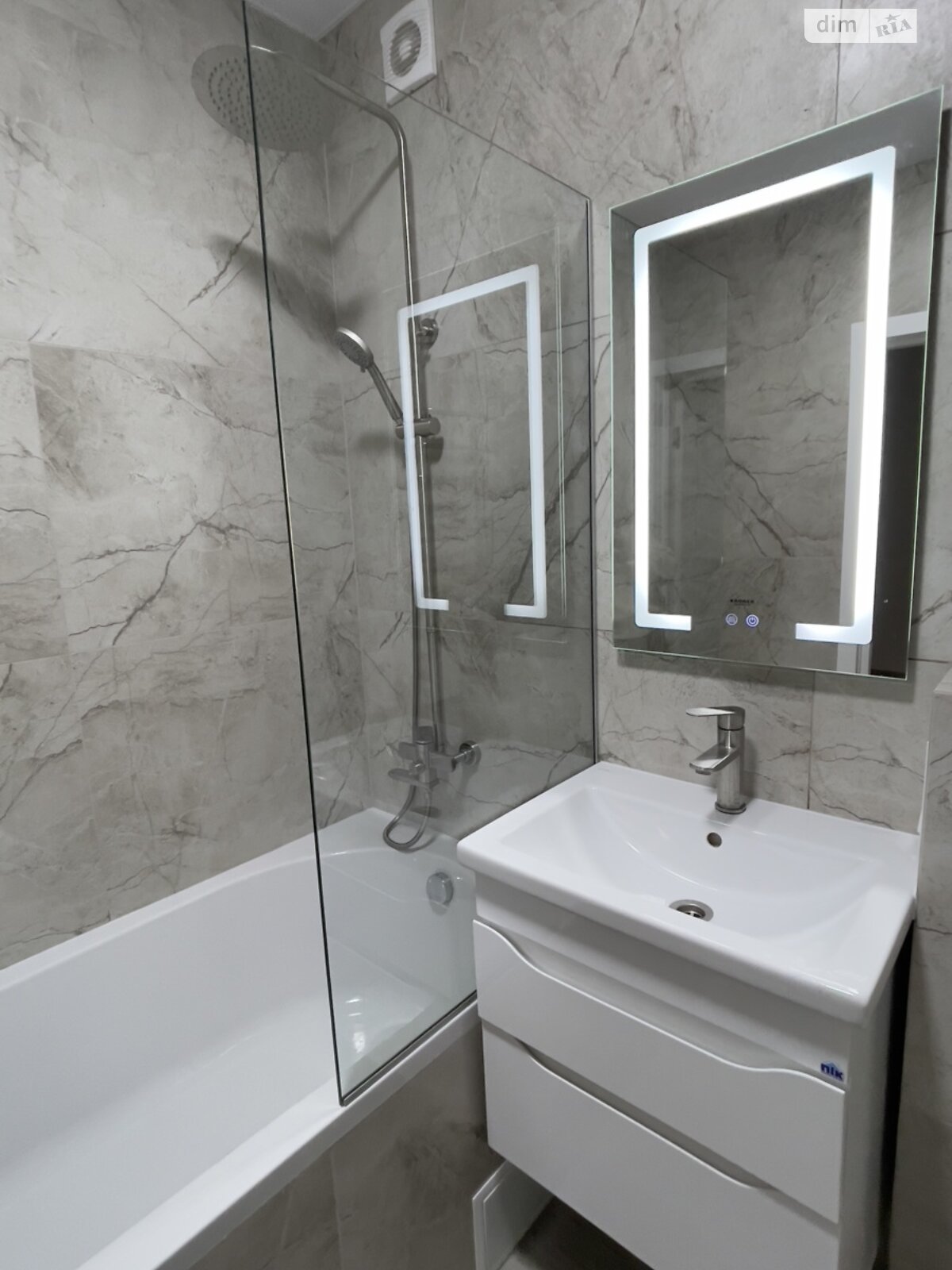 Продажа однокомнатной квартиры в Ровно, на ул. Студенческая 24, район Южный фото 1