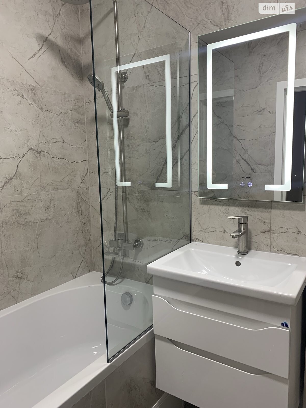 Продажа однокомнатной квартиры в Ровно, на ул. Студенческая 24, район Южный фото 1