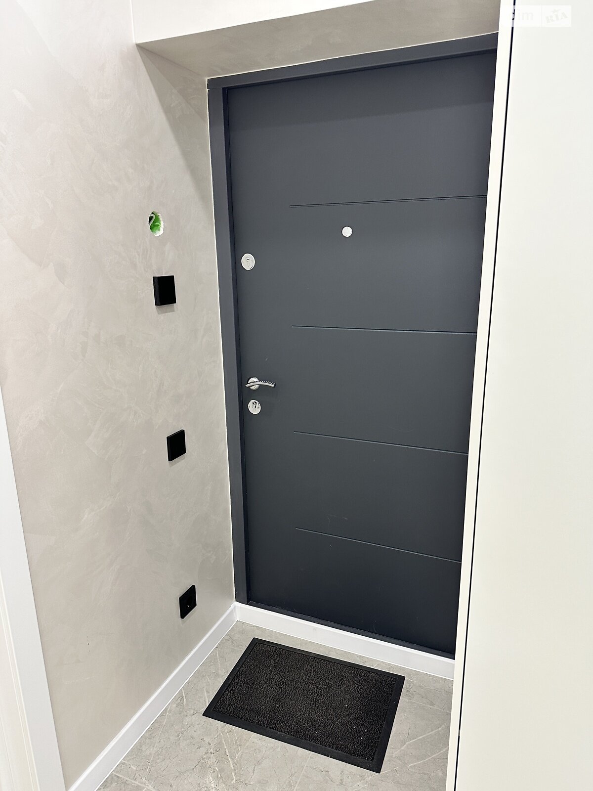 Продажа двухкомнатной квартиры в Ровно, на ул. Студенческая 24, район Южный фото 1