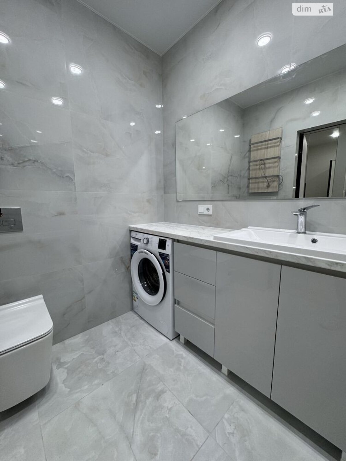 Продажа однокомнатной квартиры в Ровно, на ул. Студенческая 24А, район Южный фото 1