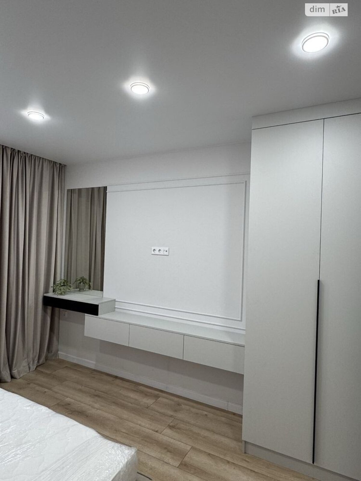 Продажа однокомнатной квартиры в Ровно, на ул. Студенческая 24А, район Южный фото 1