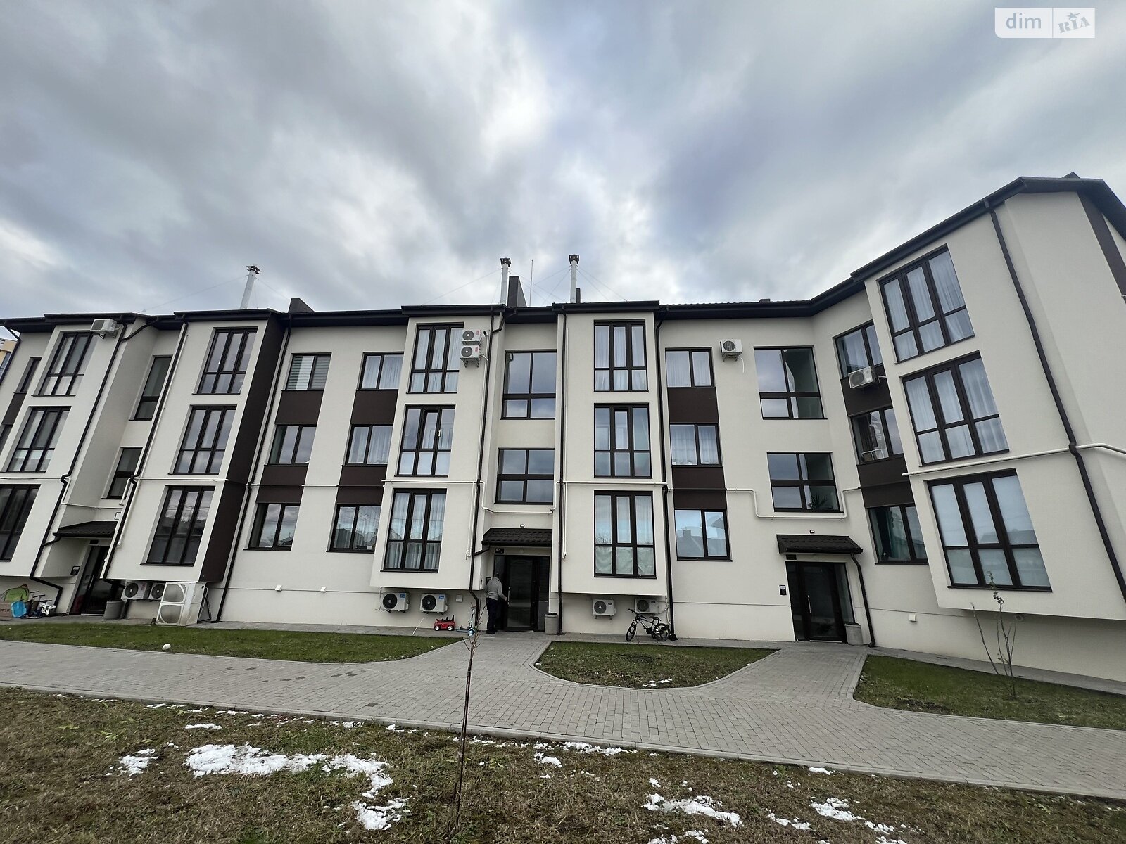 Продаж трикімнатної квартири в Рівному, на вул. Анатолія Лабунського 14, район Ювілейний фото 1 Продаж трикімнатної квартири в Рівному, на вул. Анатолія Лабунського 14, район Ювілейний фото 1