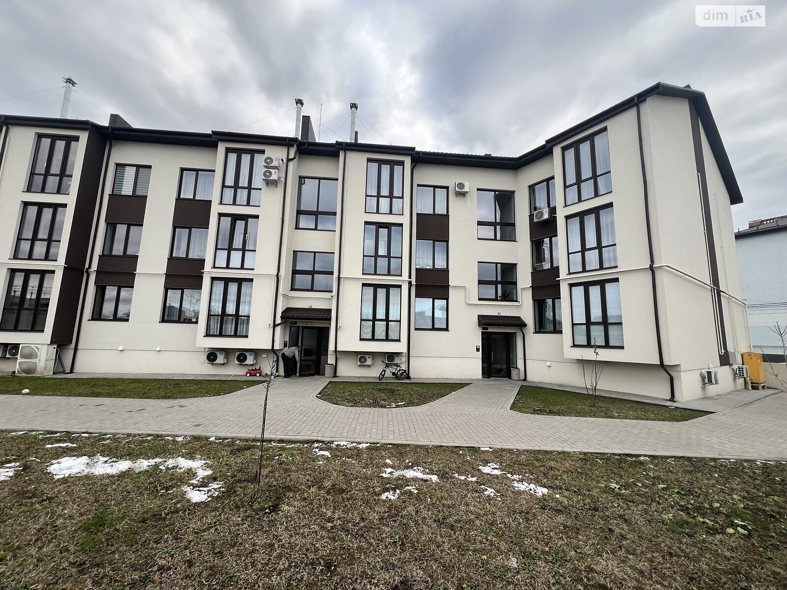 Продаж трикімнатної квартири в Рівному, на вул. Анатолія Лабунського 14, район Ювілейний фото 1 Продаж трикімнатної квартири в Рівному, на вул. Анатолія Лабунського 14, район Ювілейний фото 1
