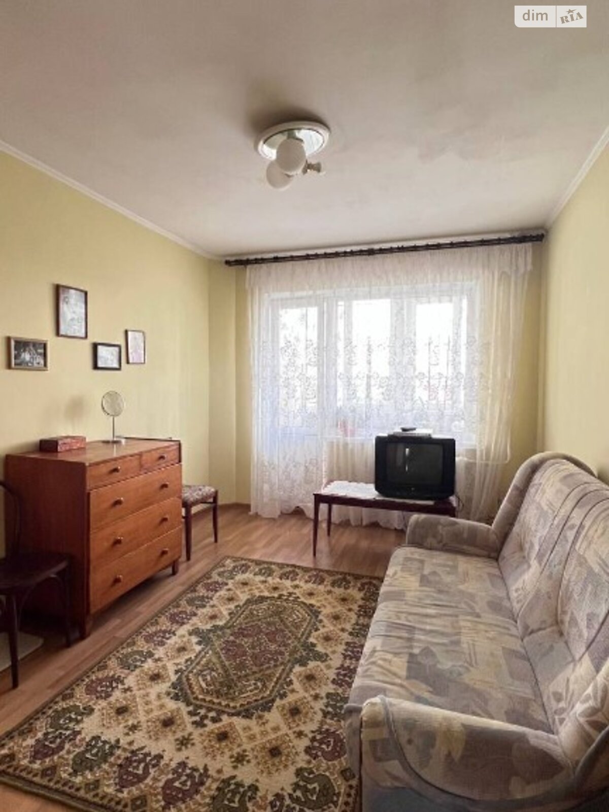 Продажа трехкомнатной квартиры в Ровно, на ул. Елены Телиги 51, кв. 74, район Ювилейный фото 1