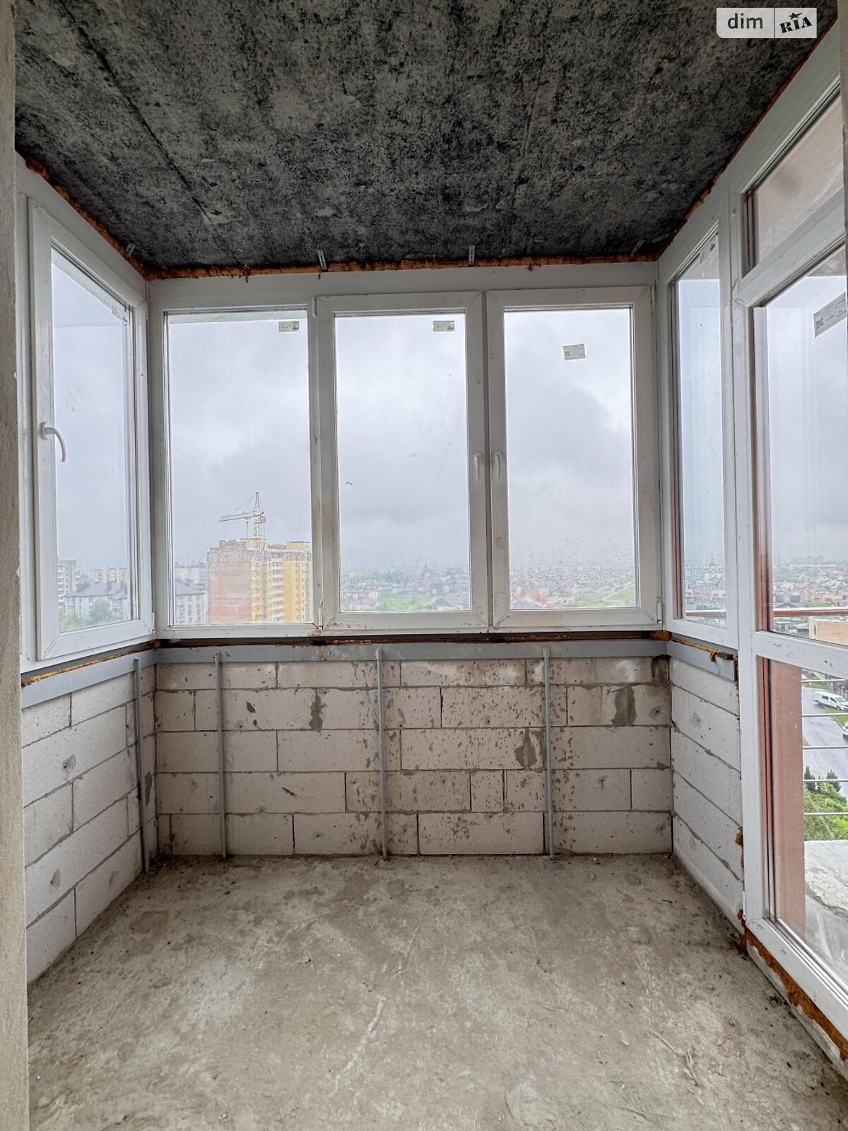 Продаж трикімнатної квартири в Рівному, на вул. Олени Теліги, район Ювілейний фото 1 Продаж трикімнатної квартири в Рівному, на вул. Олени Теліги, район Ювілейний фото 1