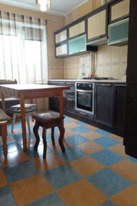 Продажа трехкомнатной квартиры в Ровно, на ул. Кулика и Гудачека 36, район Ювилейный фото 2