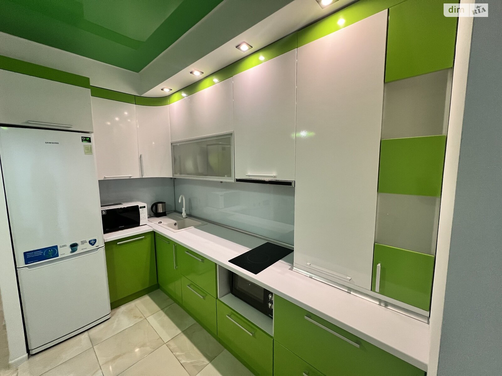 Продажа однокомнатной квартиры в Ровно, на ул. Кулика и Гудачека 24А, район Ювилейный фото 1 Продажа однокомнатной квартиры в Ровно, на ул. Кулика и Гудачека 24А, район Ювилейный фото 1