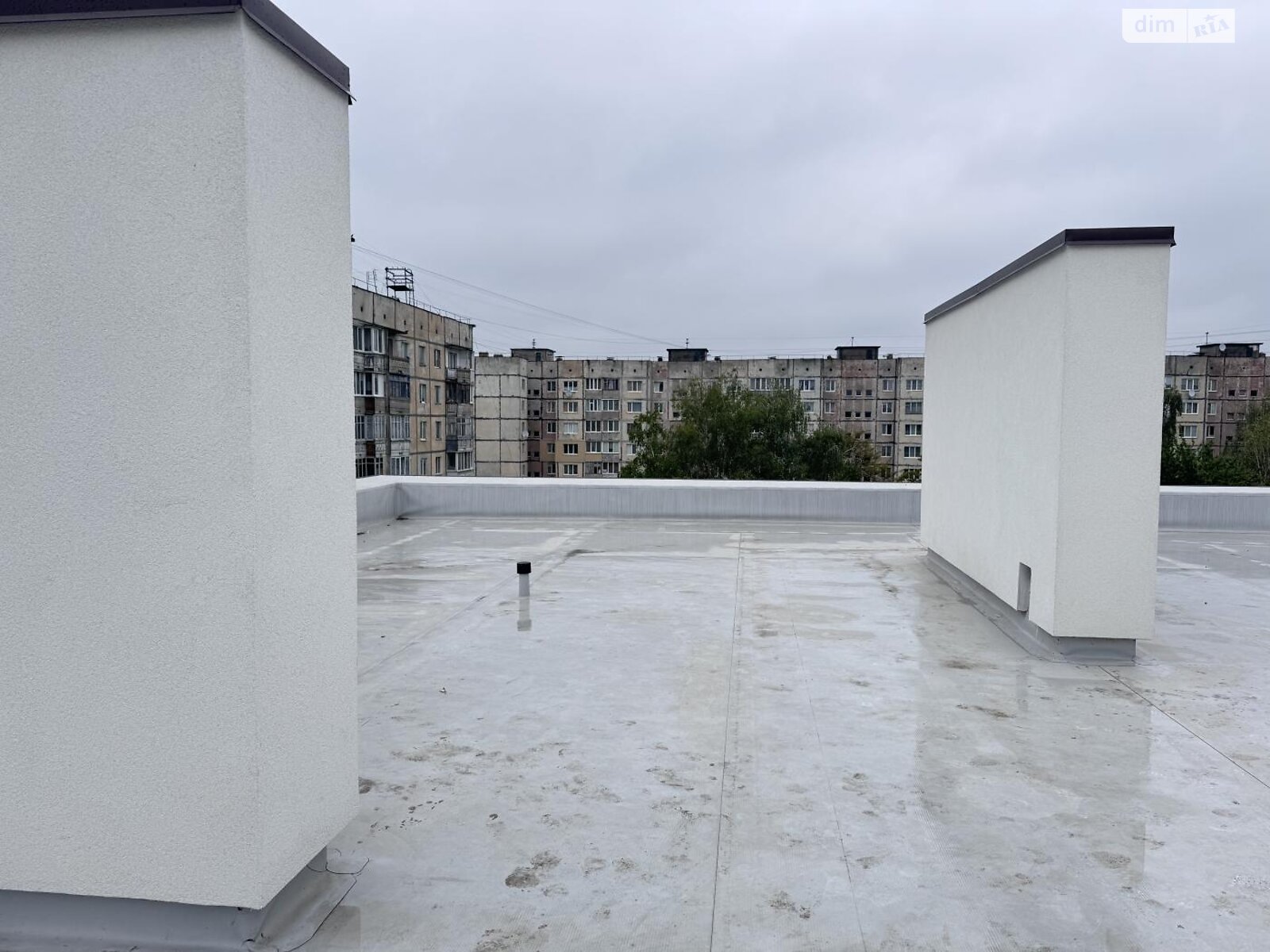 Продаж двокімнатної квартири в Рівному, на вул. Квашенка, район Ювілейний фото 1