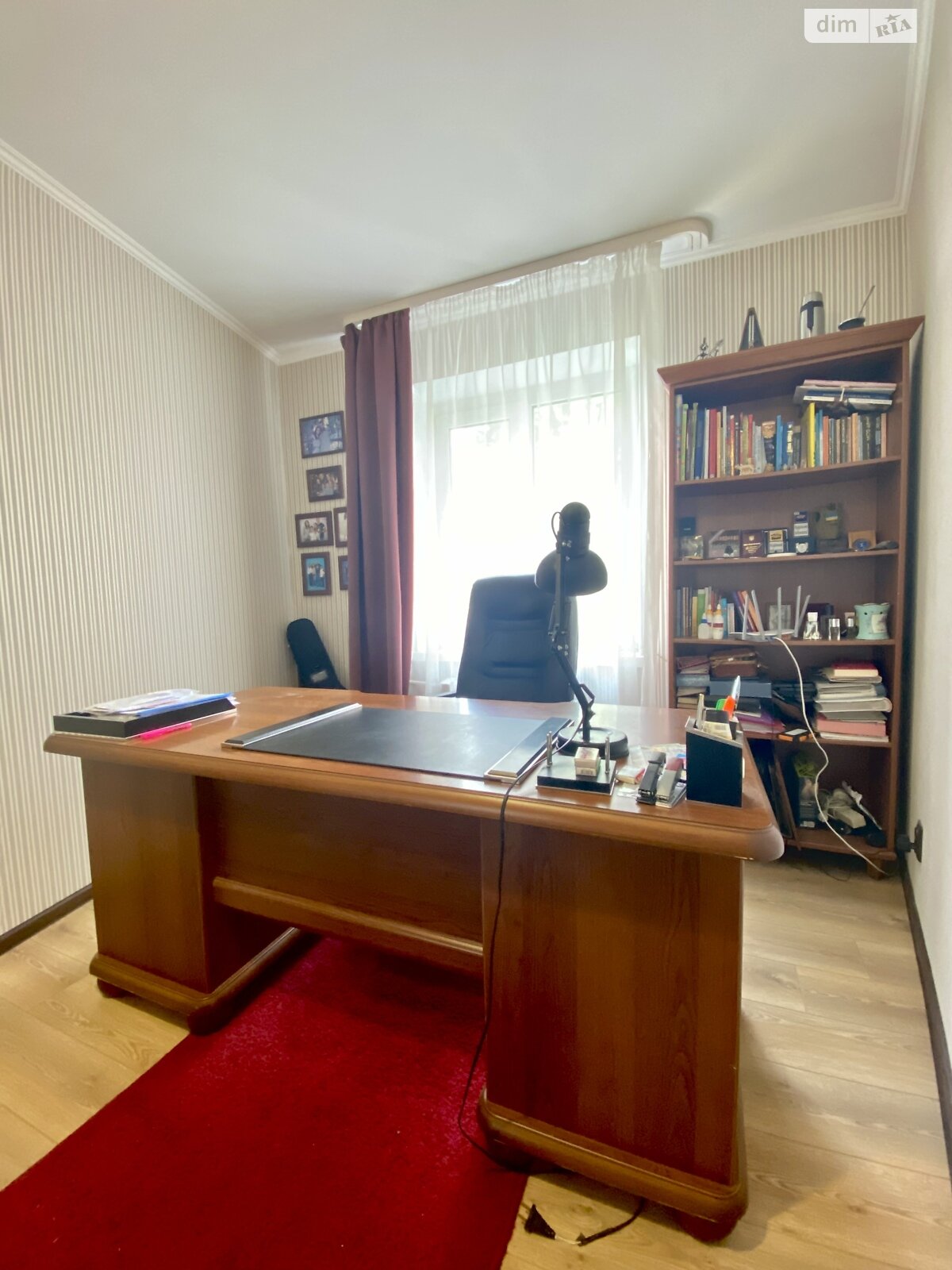 Продажа пятикомнатной квартиры в Ровно, на ул. Млыновская, район Ювилейный фото 1