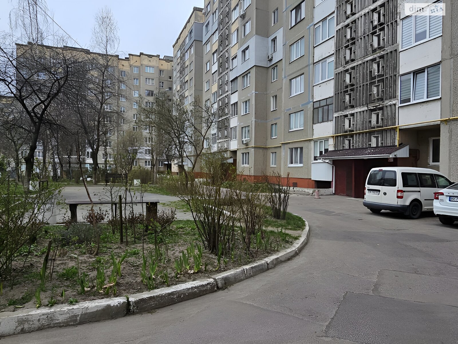 Продаж трикімнатної квартири в Рівному, на вул. Млинівська, район Ювілейний фото 1 Продаж трикімнатної квартири в Рівному, на вул. Млинівська, район Ювілейний фото 1