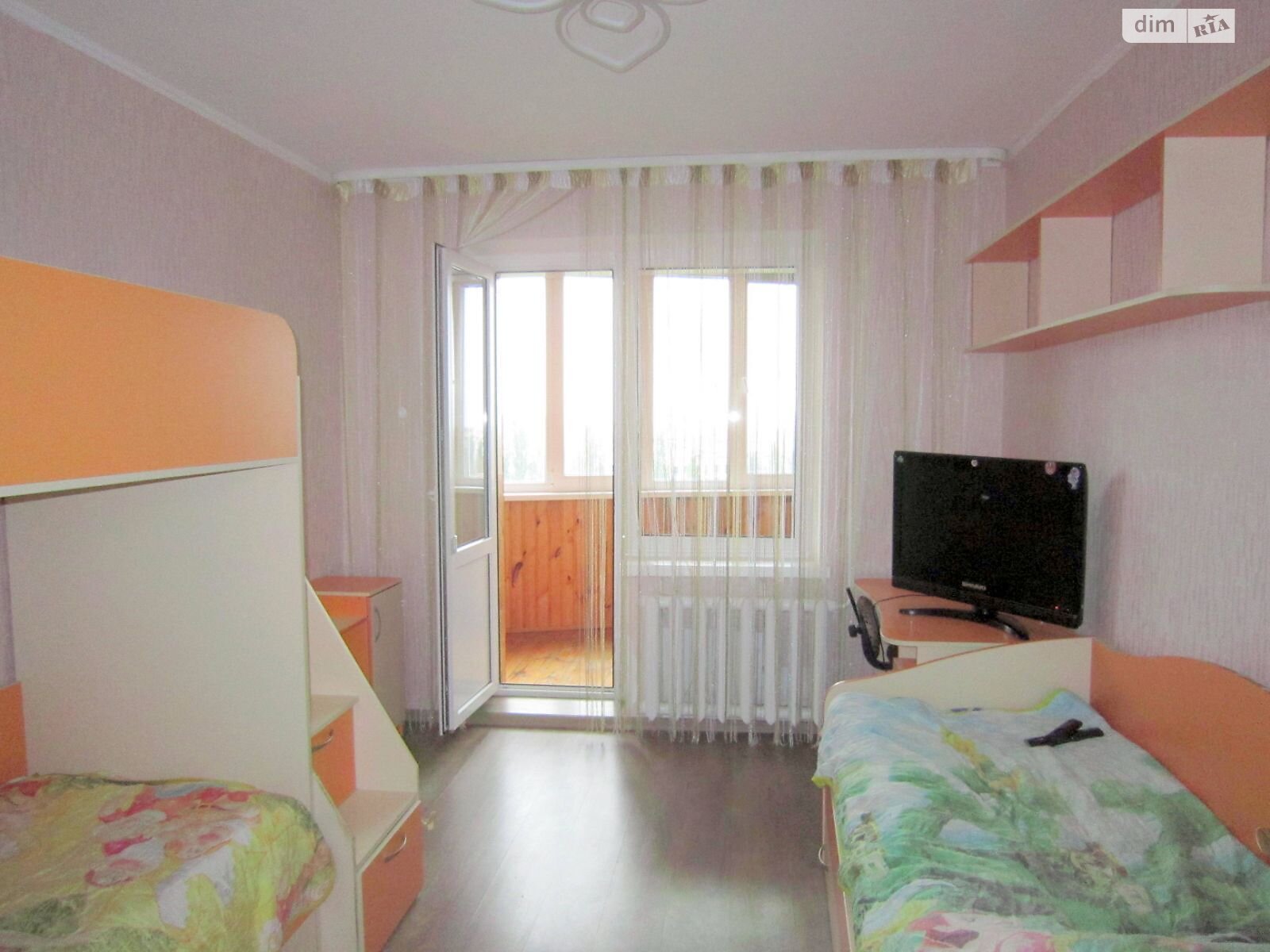 Продаж трикімнатної квартири в Рівному, на вул. Млинівська 37, район Ювілейний фото 1 Продаж трикімнатної квартири в Рівному, на вул. Млинівська 37, район Ювілейний фото 1
