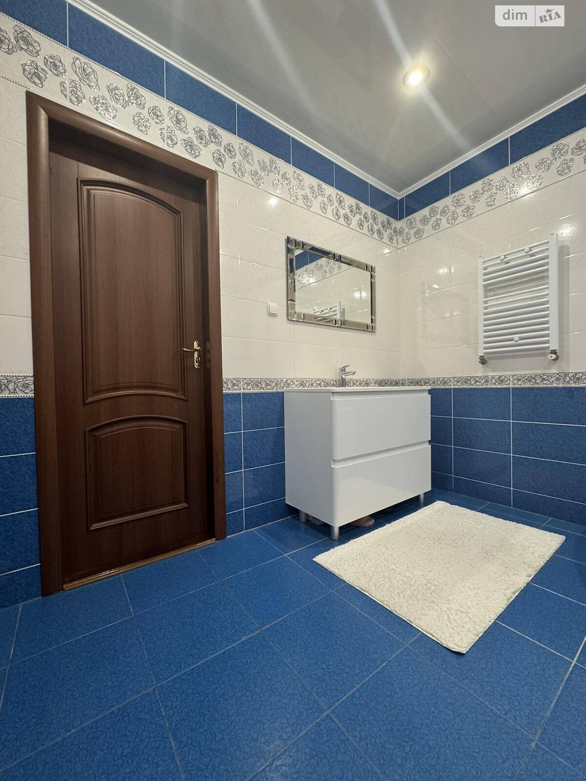 Продажа трехкомнатной квартиры в Ровно, на ул. Назара Небожинского, район Ювилейный фото 1 Продажа трехкомнатной квартиры в Ровно, на ул. Назара Небожинского, район Ювилейный фото 1