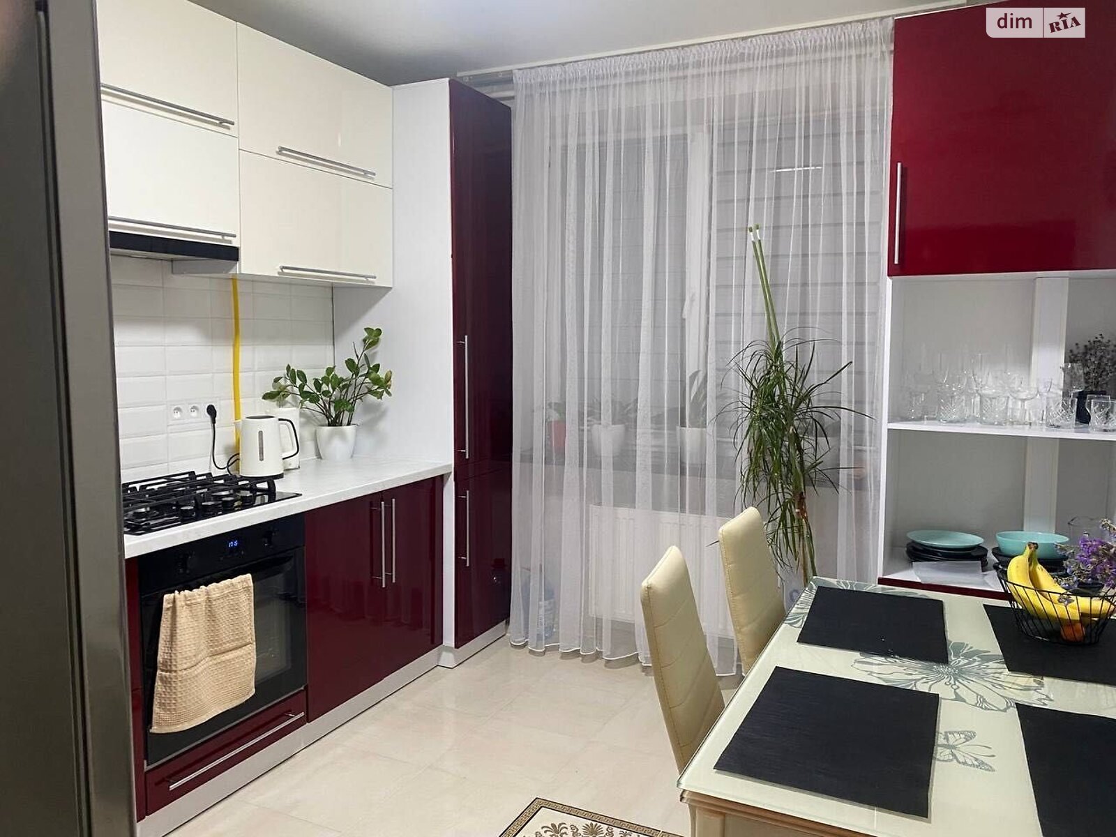 Продаж двокімнатної квартири в Рівному, на вул. Соборна, район Ювілейний фото 1 Продаж двокімнатної квартири в Рівному, на вул. Соборна, район Ювілейний фото 1