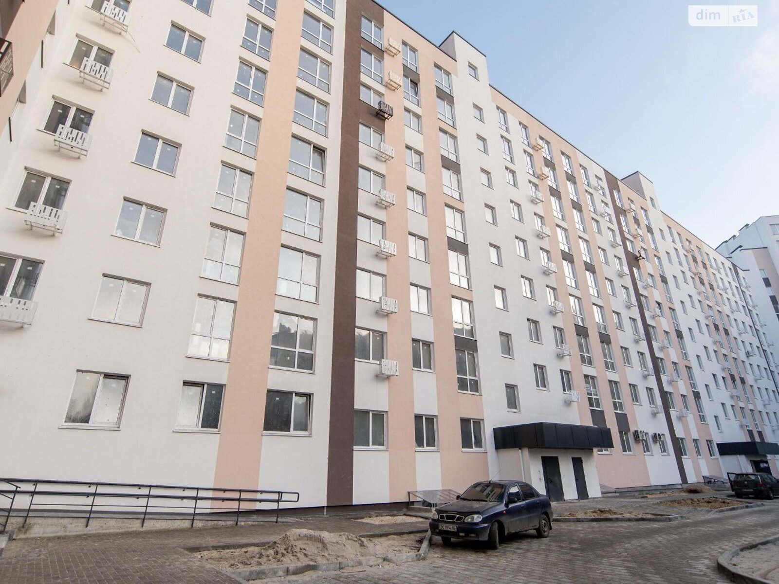 Продаж двокімнатної квартири в Рівному, на вул. Соборна, район Ювілейний фото 1 Продаж двокімнатної квартири в Рівному, на вул. Соборна, район Ювілейний фото 1