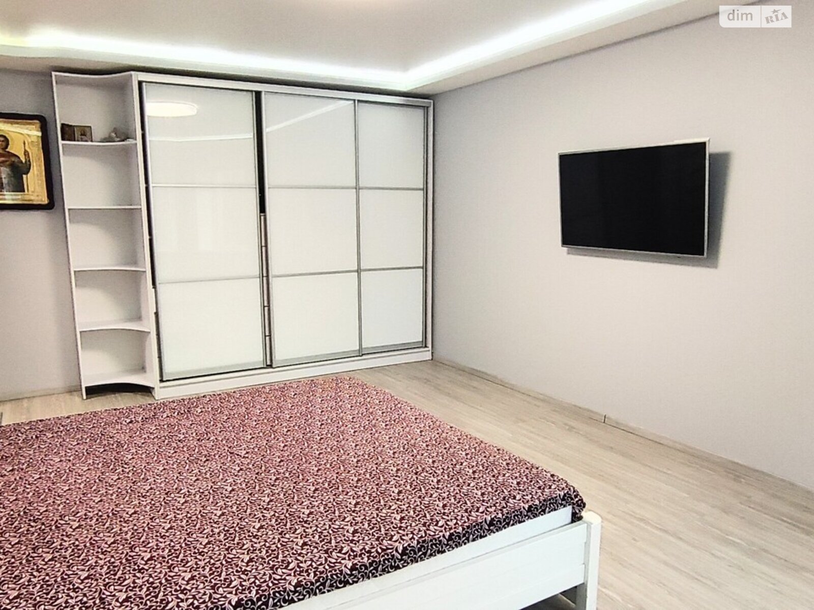 Продаж однокімнатної квартири в Рівному, на вул. Соборна 283, район Ювілейний фото 1 Продаж однокімнатної квартири в Рівному, на вул. Соборна 283, район Ювілейний фото 1