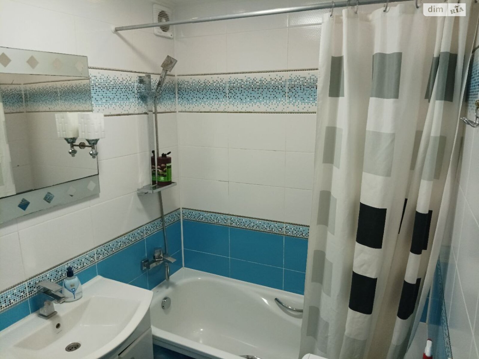 Продаж двокімнатної квартири в Рівному, на вул. Соборна 277, район Ювілейний фото 1