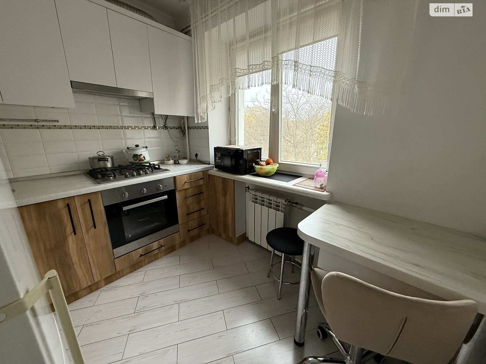 Продаж двокімнатної квартири в Рівному, на вул. Соборна 277, район Ювілейний фото 1