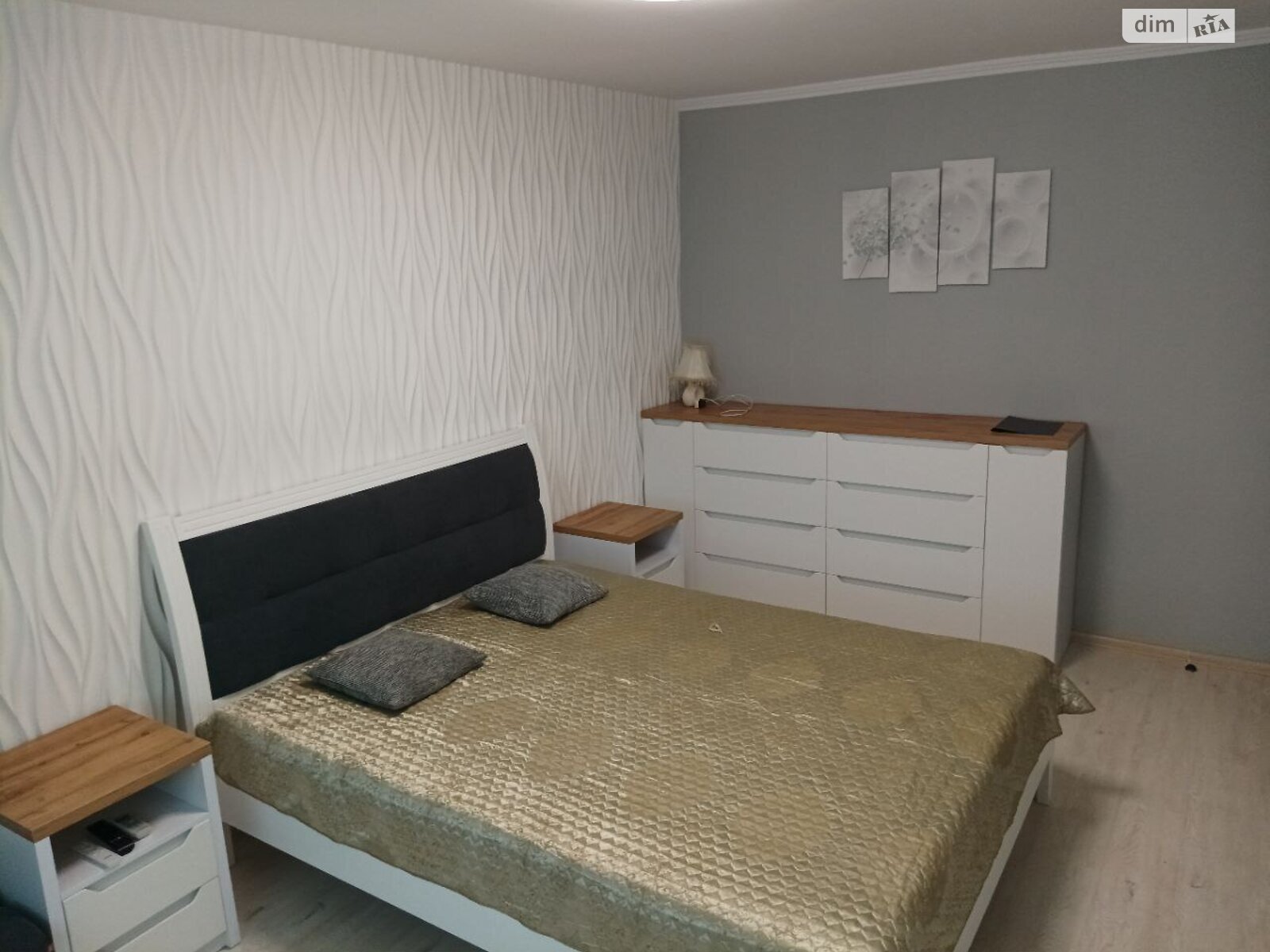 Продаж двокімнатної квартири в Рівному, на вул. Соборна 277, район Ювілейний фото 1