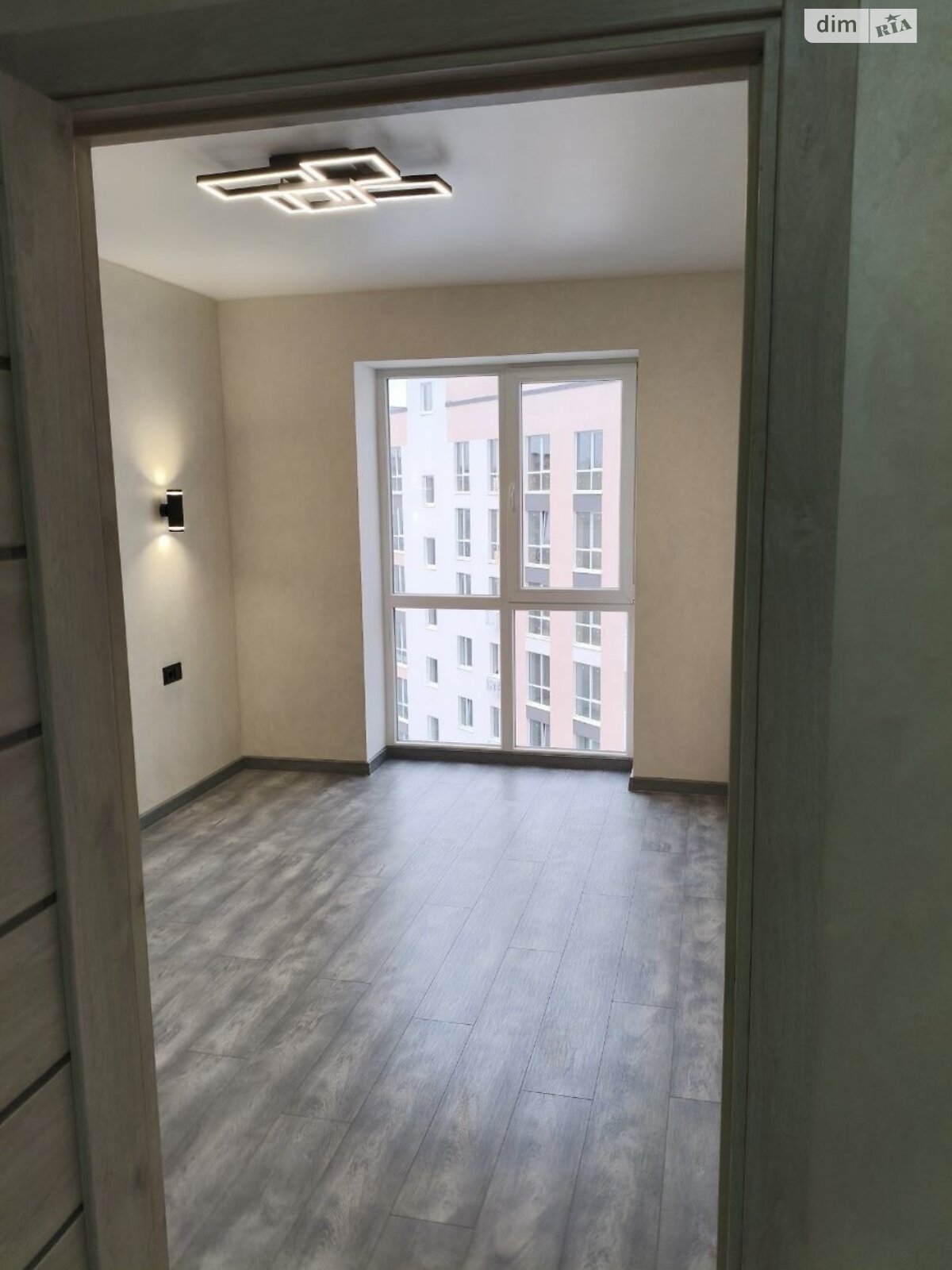 Продажа однокомнатной квартиры в Ровно, на ул. Соборная 289, район Ювилейный фото 1