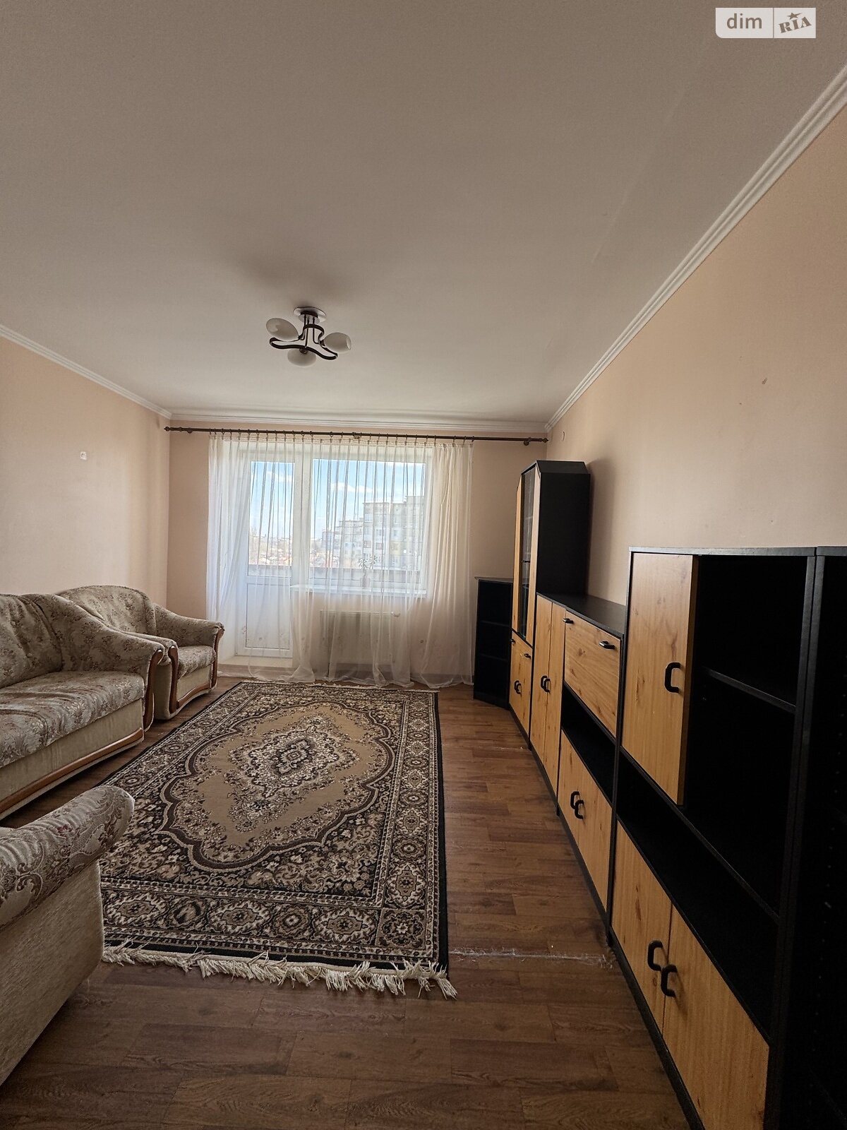 Продаж трикімнатної квартири в Рівному, на вул. Вербова, район Ювілейний фото 1 Продаж трикімнатної квартири в Рівному, на вул. Вербова, район Ювілейний фото 1