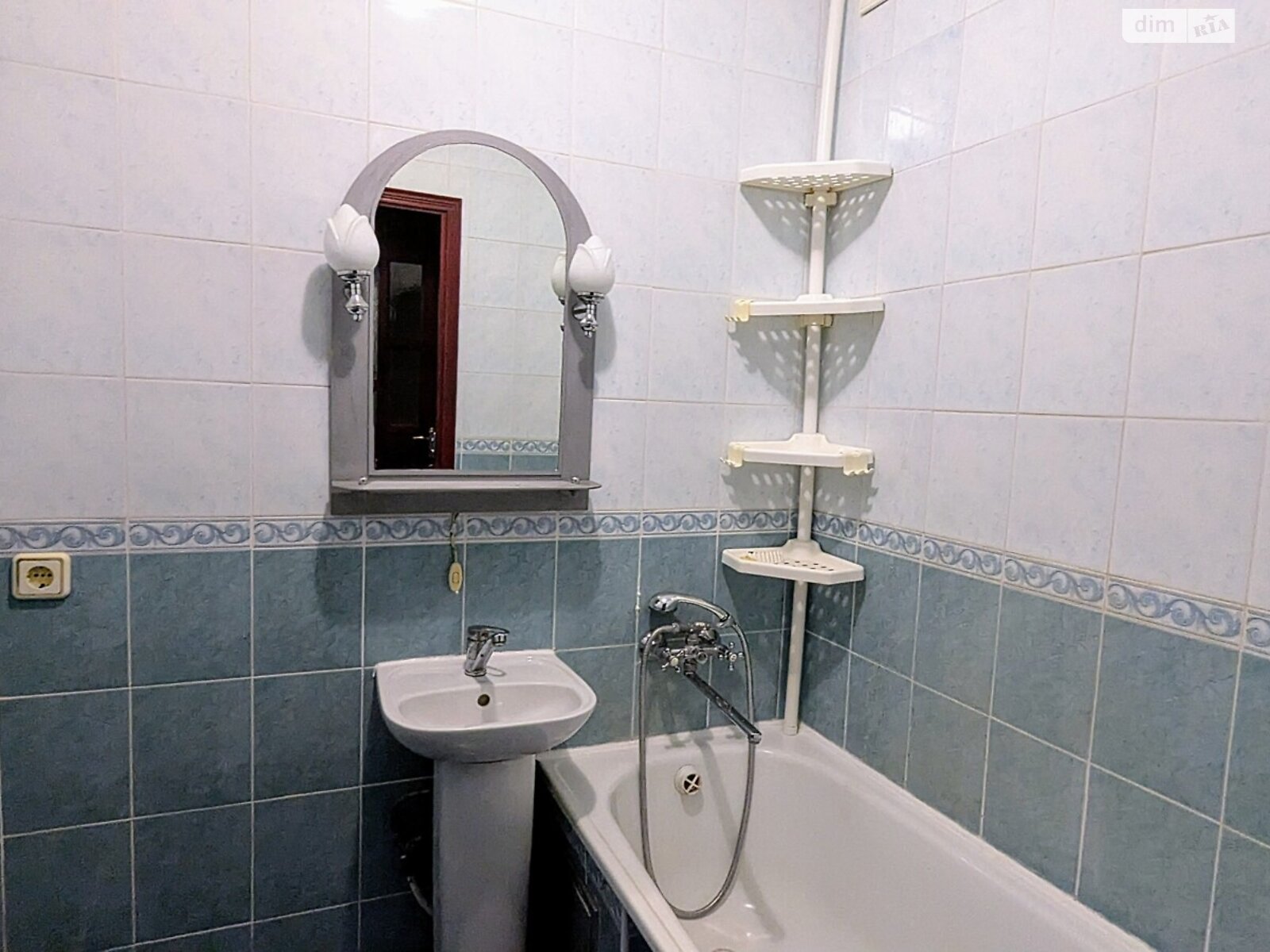 Продажа двухкомнатной квартиры в Ровно, на ул. Вербова 38, район Ювилейный фото 1 Продажа двухкомнатной квартиры в Ровно, на ул. Вербова 38, район Ювилейный фото 1