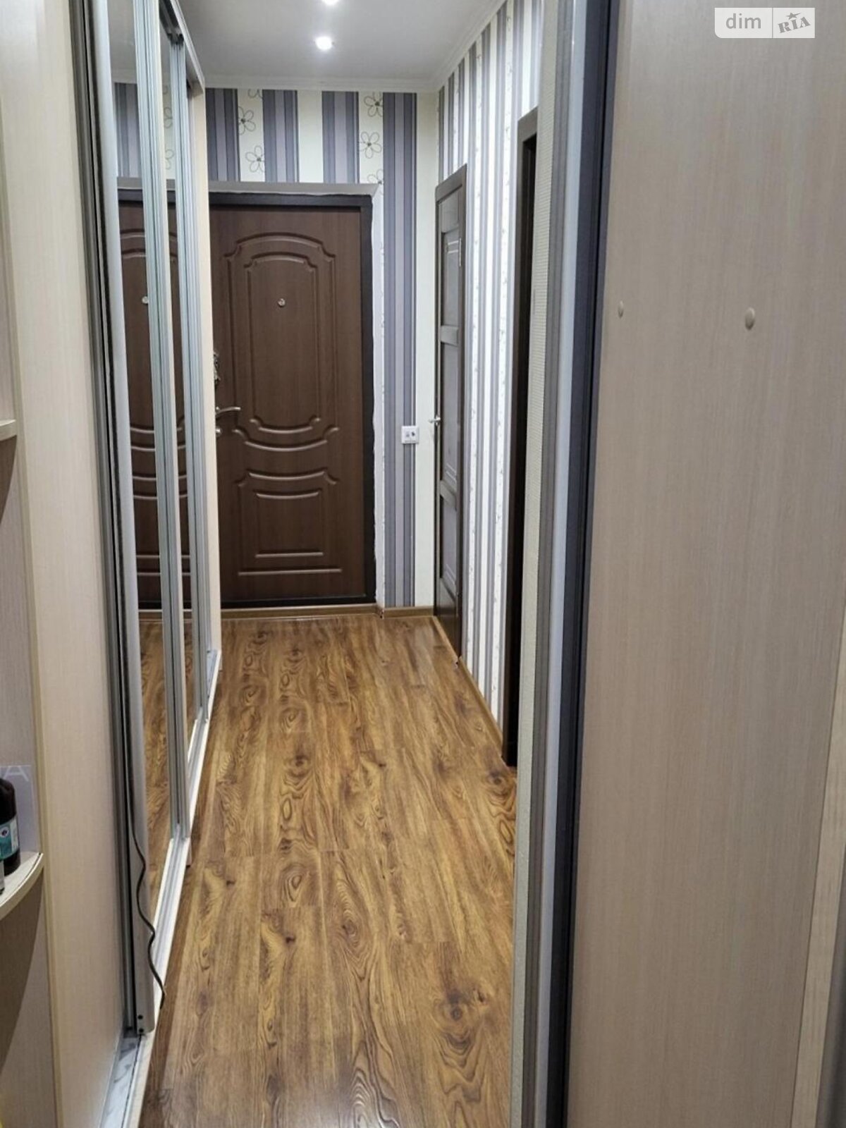 Продажа трехкомнатной квартиры в Ровно, на ул. Виталия Магеля, район Ювилейный фото 1 Продажа трехкомнатной квартиры в Ровно, на ул. Виталия Магеля, район Ювилейный фото 1