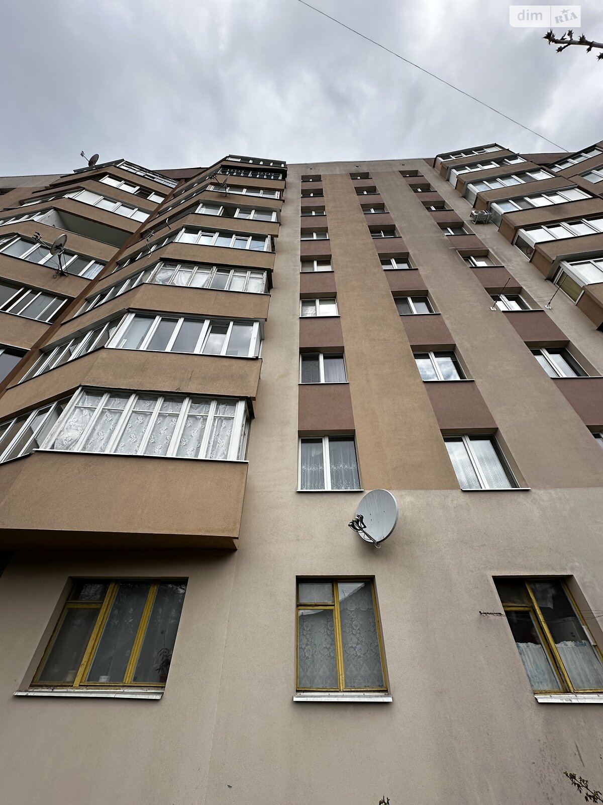 Продажа двухкомнатной квартиры в Ровно, на ул. Виталия Могеля 3, район Ювилейный фото 1 Продажа двухкомнатной квартиры в Ровно, на ул. Виталия Могеля 3, район Ювилейный фото 1