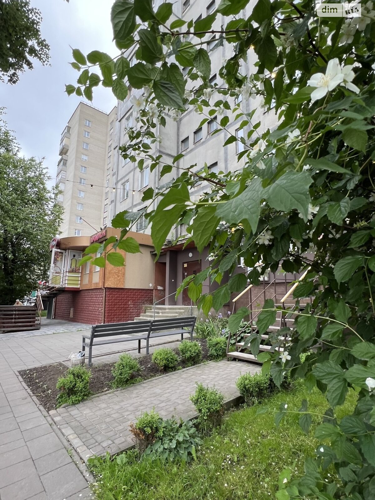 Продаж двокімнатної квартири в Рівному, на вул. Віталія Магеля, кв. 105, район Ювілейний фото 1 Продаж двокімнатної квартири в Рівному, на вул. Віталія Магеля, кв. 105, район Ювілейний фото 1