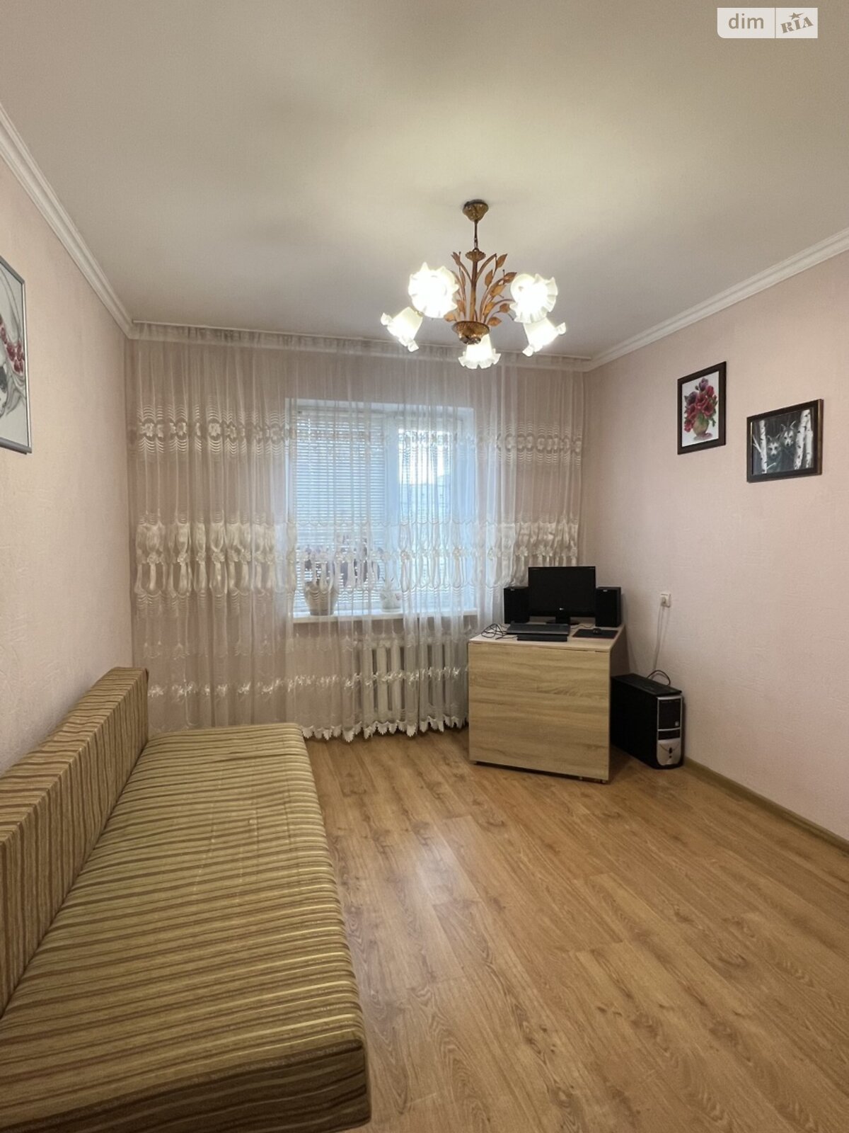 Продаж двокімнатної квартири в Рівному, на вул. Віталія Магеля, кв. 105, район Ювілейний фото 1 Продаж двокімнатної квартири в Рівному, на вул. Віталія Магеля, кв. 105, район Ювілейний фото 1