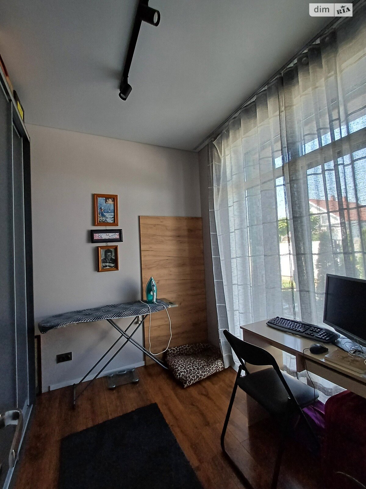 Продаж трикімнатної квартири в Розівці, на вул. Заводська, фото 1 Продаж трикімнатної квартири в Розівці, на вул. Заводська, фото 1