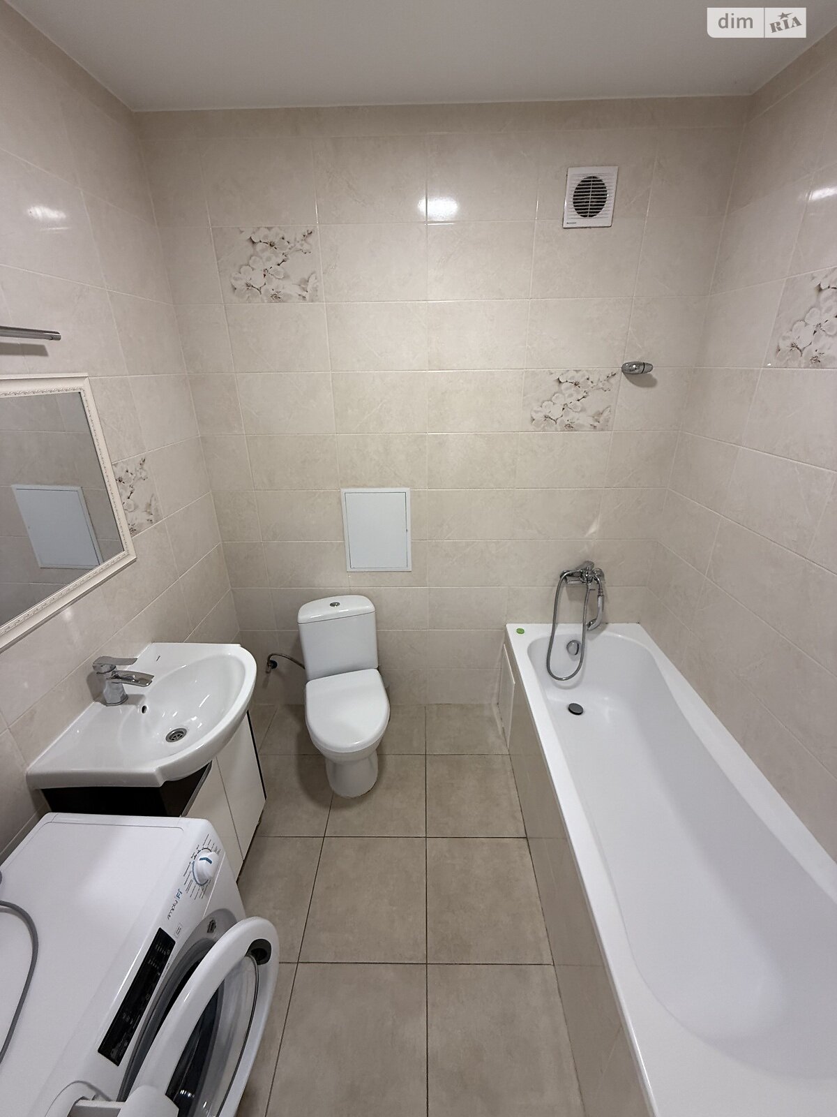 Продаж однокімнатної квартири в Рудному, на вул. Квітки Цісик, район Залізничний фото 1 Продаж однокімнатної квартири в Рудному, на вул. Квітки Цісик, район Залізничний фото 1