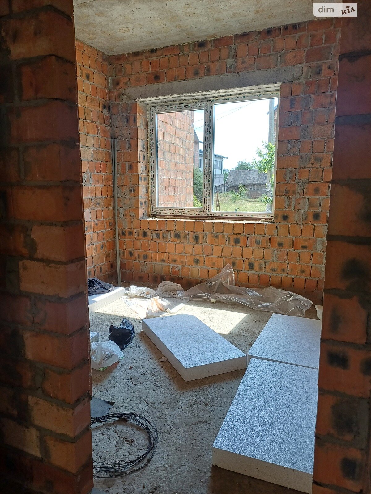Продаж трикімнатної квартири в Рудному, на вул. Тараса Шевченка 136, район Залізничний фото 1 Продаж трикімнатної квартири в Рудному, на вул. Тараса Шевченка 136, район Залізничний фото 1