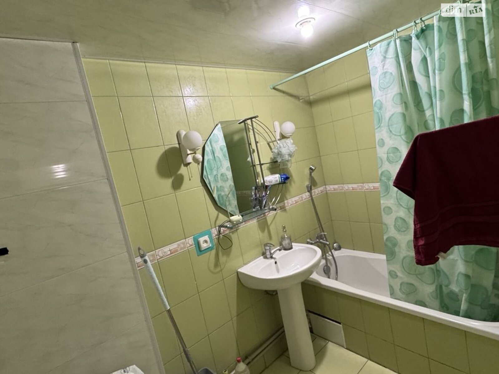 Продаж трикімнатної квартири в Самарі, на вул. Велика Ковалівка 4, район Новомосковськ фото 1 Продаж трикімнатної квартири в Самарі, на вул. Велика Ковалівка 4, район Новомосковськ фото 1