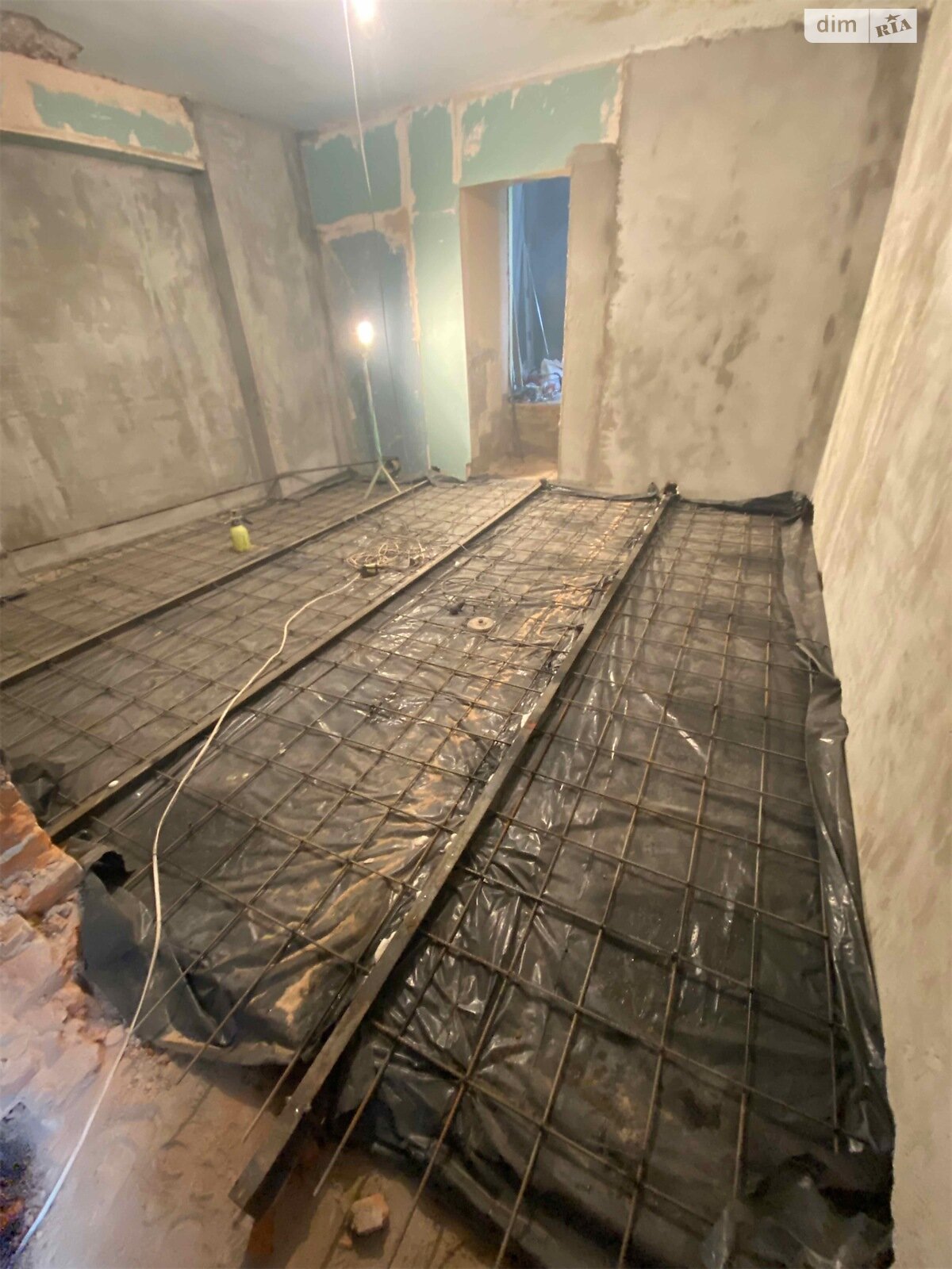 Продажа двухкомнатной квартиры в Самборе, на пл. Рынок 30, кв. 4, фото 1