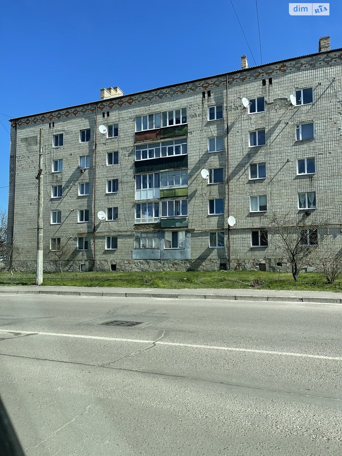 Продаж двокімнатної квартири в Сарнах, на вул. Соборна 58, фото 1 Продаж двокімнатної квартири в Сарнах, на вул. Соборна 58, фото 1
