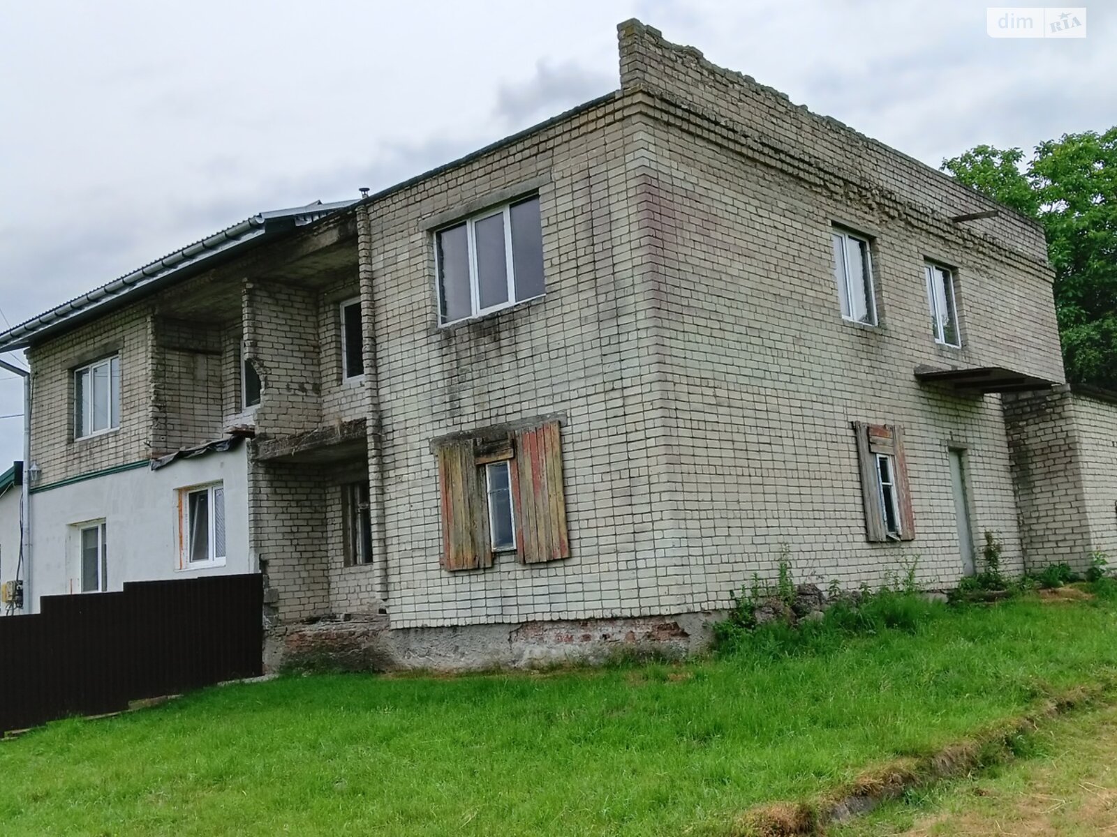 Продаж трикімнатної квартири в Щеплоти, на вул. Курортна 2, фото 1 Продаж трикімнатної квартири в Щеплоти, на вул. Курортна 2, фото 1
