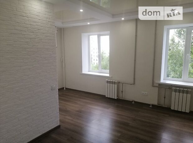 Продажа трехкомнатной квартиры в Северодонецке, на Курчатова 32, фото 1 Продажа трехкомнатной квартиры в Северодонецке, на Курчатова 32, фото 1