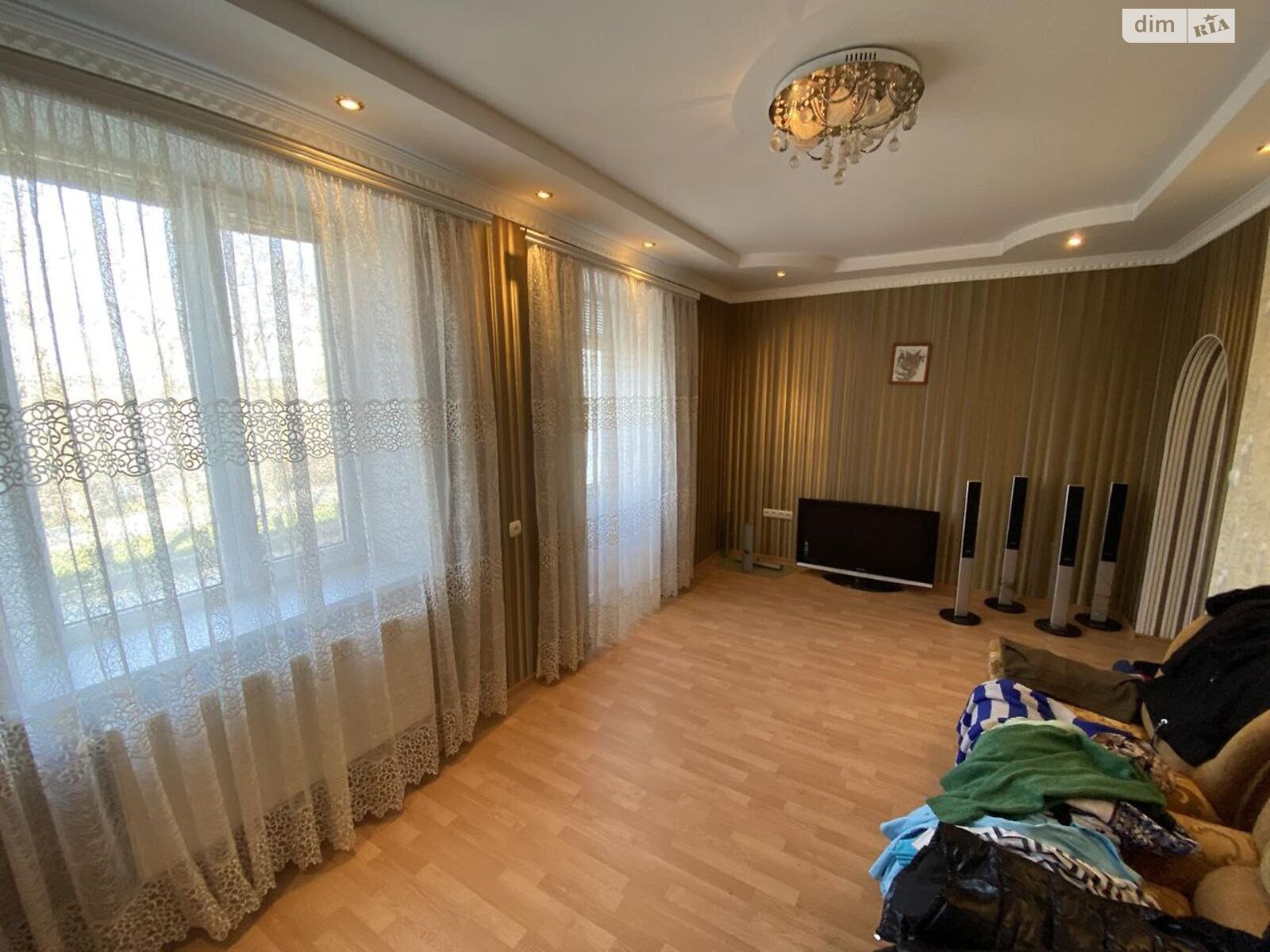 Продажа четырехкомнатной квартиры в Шаргороде, на ул. Героев Майдана, район Шаргород фото 1