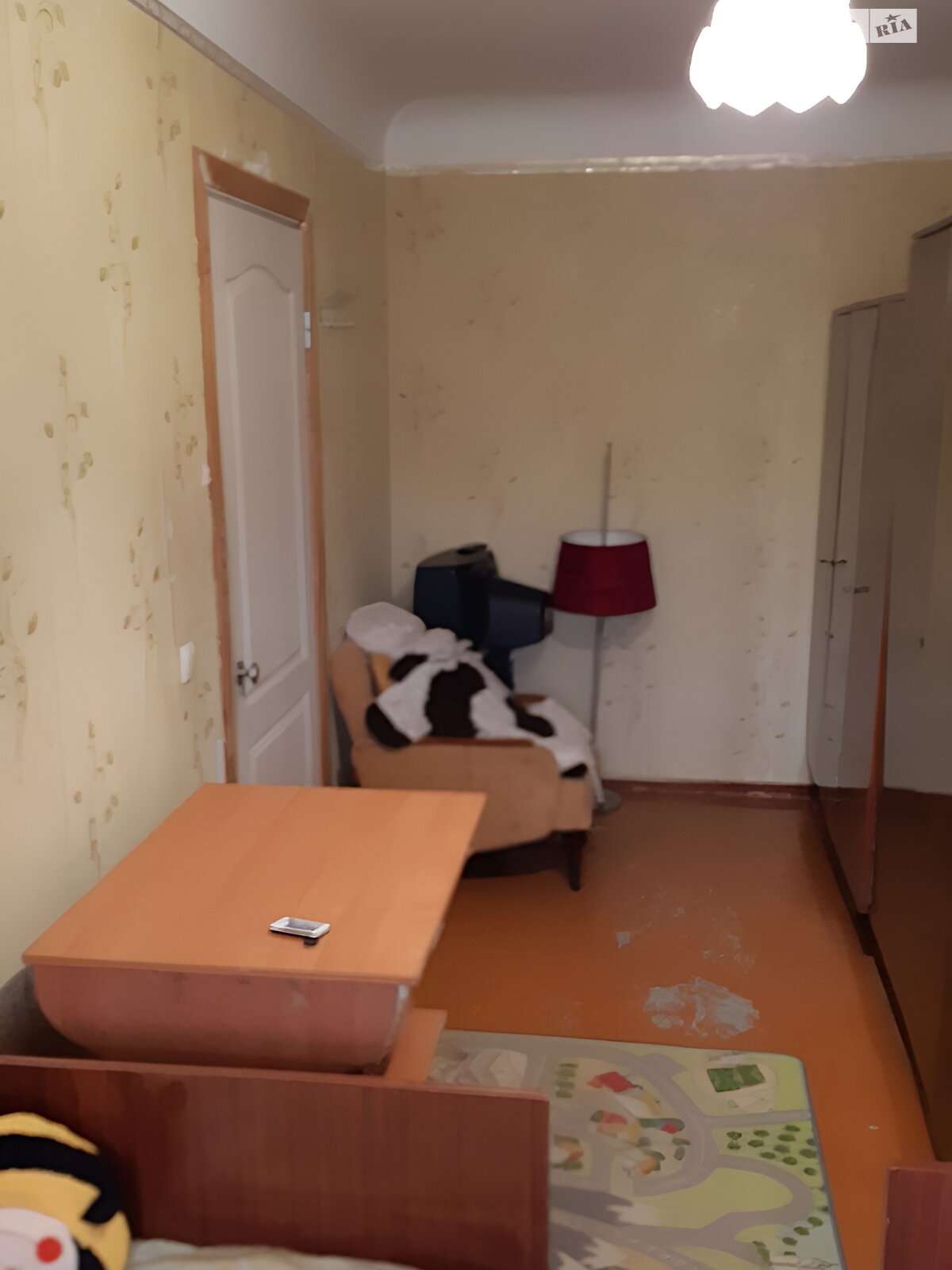 Продаж двокімнатної квартири в Шостці, на вул. Депутатська 10, кв. 54, фото 1 Продаж двокімнатної квартири в Шостці, на вул. Депутатська 10, кв. 54, фото 1