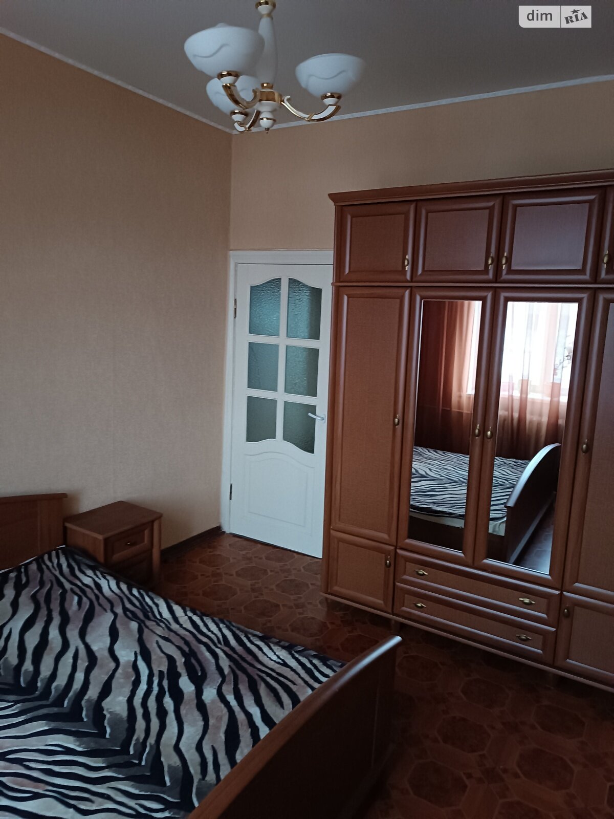 Продаж трикімнатної квартири в Шостці, на вул. Привокзальна 7, кв. 12, фото 1 Продаж трикімнатної квартири в Шостці, на вул. Привокзальна 7, кв. 12, фото 1