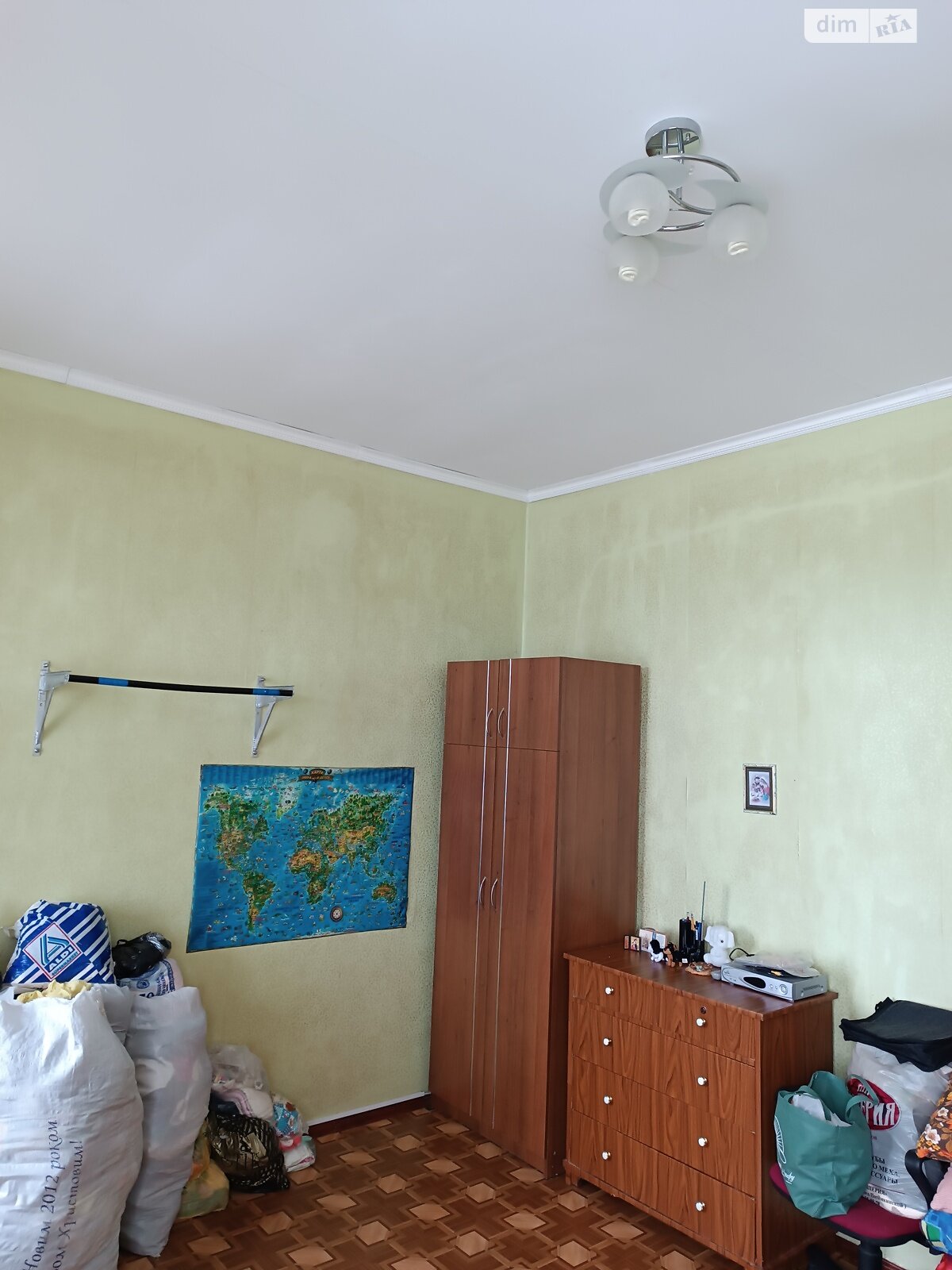 Продаж трикімнатної квартири в Шостці, на вул. Привокзальна 7, кв. 12, фото 1 Продаж трикімнатної квартири в Шостці, на вул. Привокзальна 7, кв. 12, фото 1