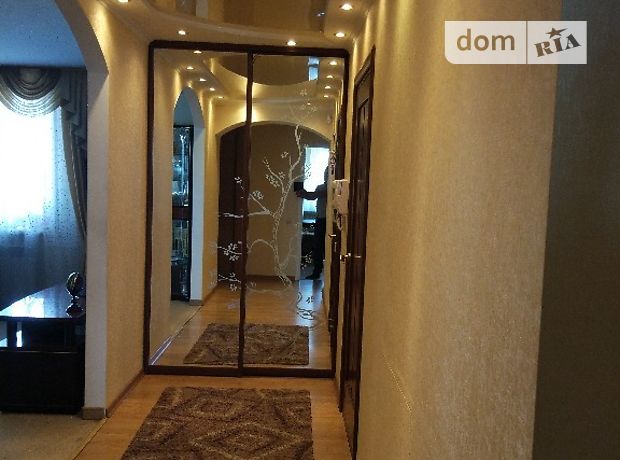 Продажа четырехкомнатной квартиры в Симферополе, на Некрасова 9, район Центр фото 1 Продажа четырехкомнатной квартиры в Симферополе, на Некрасова 9, район Центр фото 1