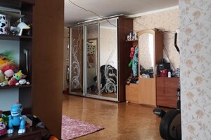 Продажа трехкомнатной квартиры в Синельникове, на ул. Мира, район Синельниково фото 2